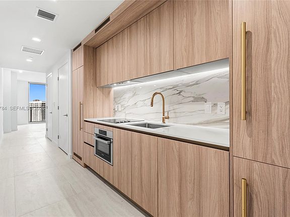 3rd image of 77 SE 5th St #3304