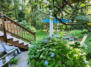 77 Old Stage Rd, Chelmsford, MA 01824