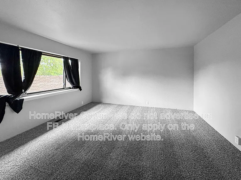 4720 NE 31st St — Photo 11