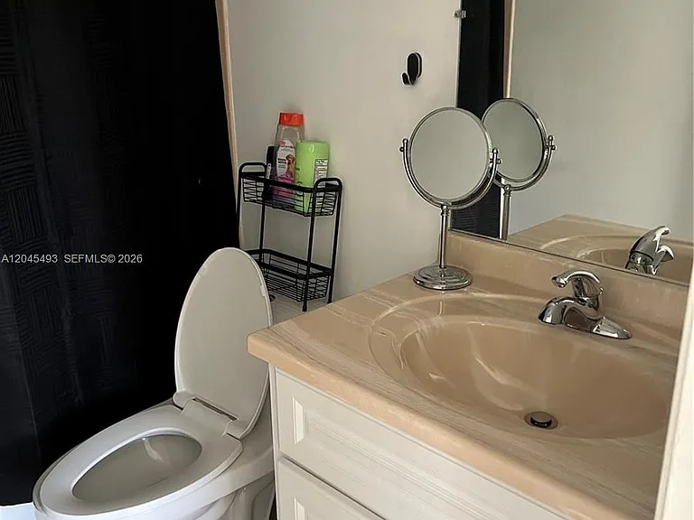 4114 NW 88th Ave #201 — Photo 4