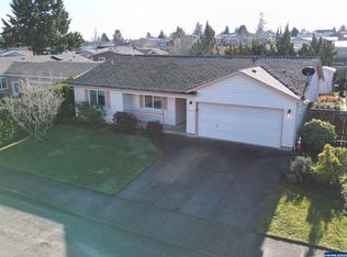 3466 Lake Vanessa Cir NW, Salem, OR 97304