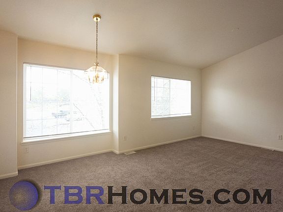 5th image of 1441 S Danube Way Unit 105