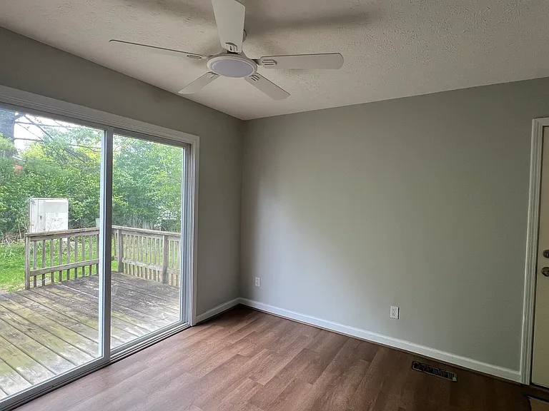 5786 Applebrook Ct #5784 — Photo 9