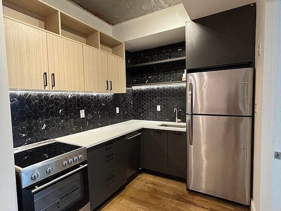 1st image of 200 Linden Blvd #6B