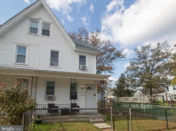 54 White St, Mount Holly, NJ 08060