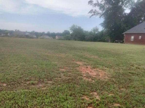 18554 Wiregrass Dr, Vance, AL 35490