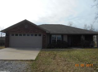 5909 W Sawmill Rd, Little Rock, AR 72206