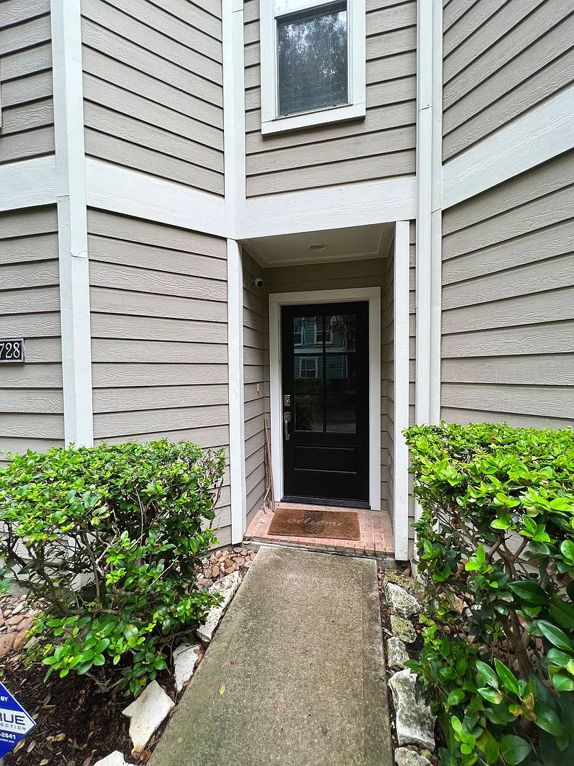 1728 Bevis Street-3 Story home — Photo 2
