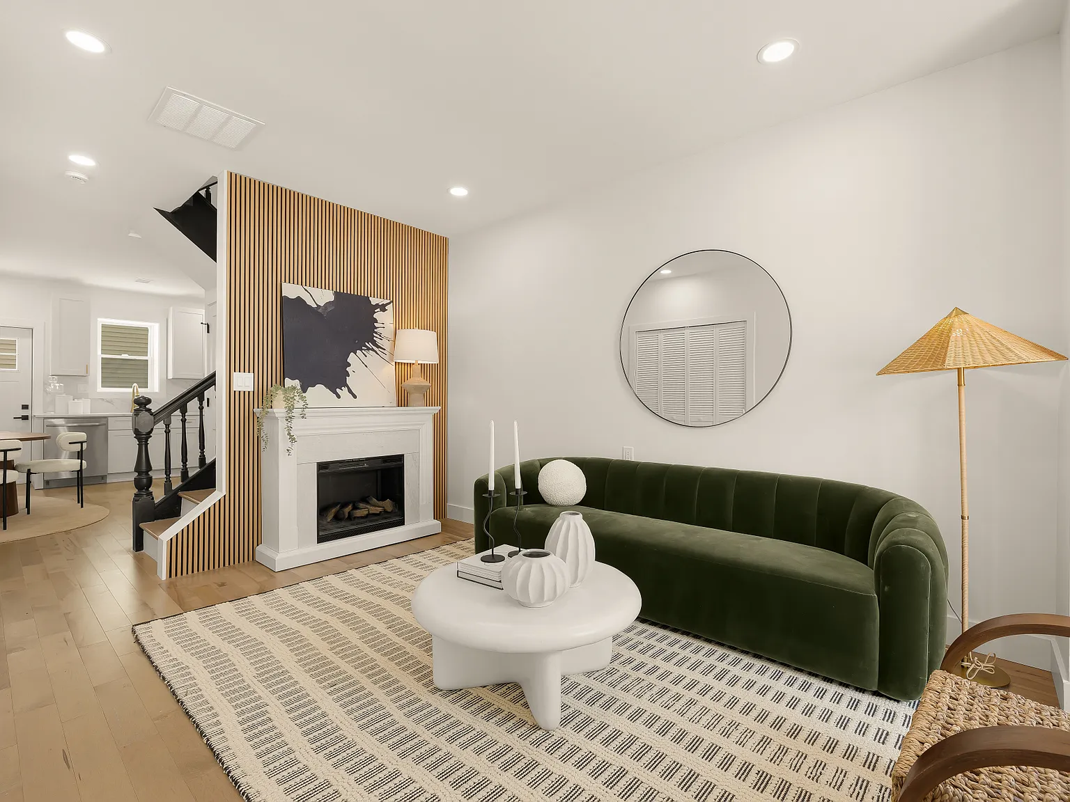 3 bed, 2.5 bath, 1566 sqft, $4,800 — Photo 2