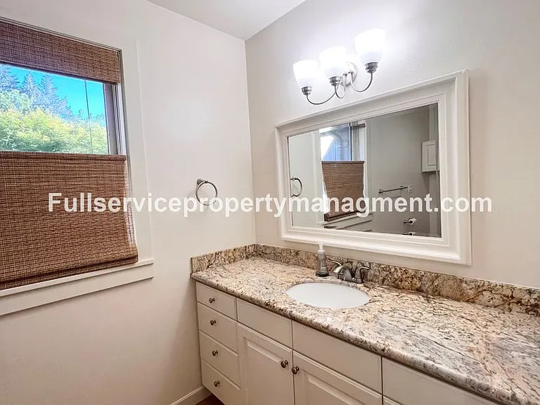 8822 SE 59th St — Photo 26