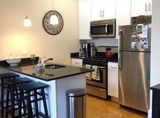 621 Massachusetts Ave APT 2, Boston, MA 02118