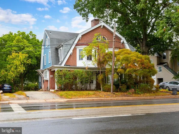 1011 County Line Rd, Bryn Mawr, PA 19010