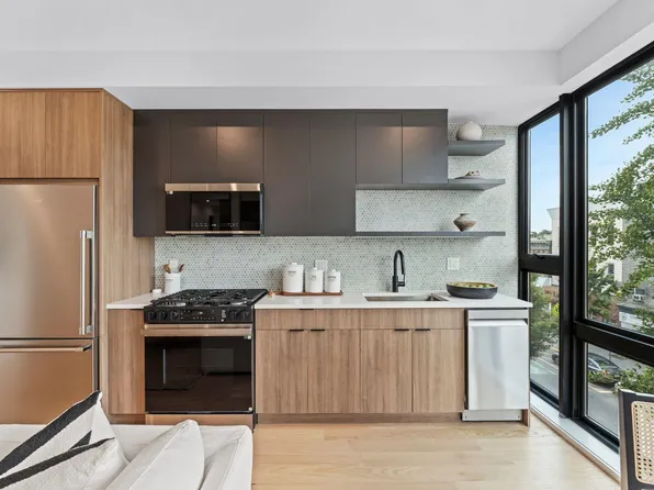 433 Central Avenue image 5 of 24