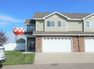 2342 14th St NW, Minot, ND 58703