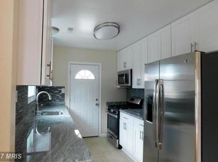 704 Glacier Ave, Capitol Heights, MD