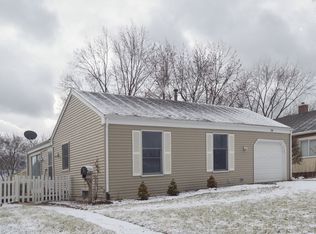 39 Afton Dr, Montgomery, IL 60538