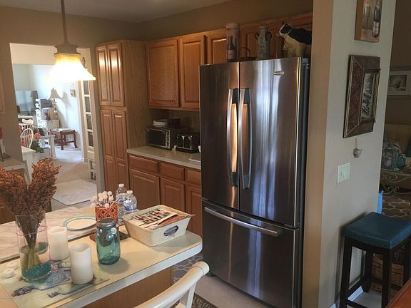 5th image of 6 Corfu Ct