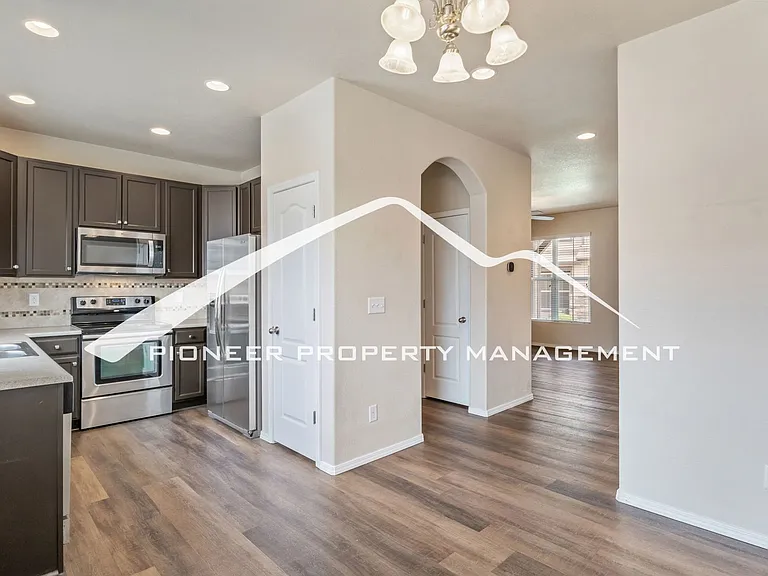 6247 Fowler Mill Point — Photo 5