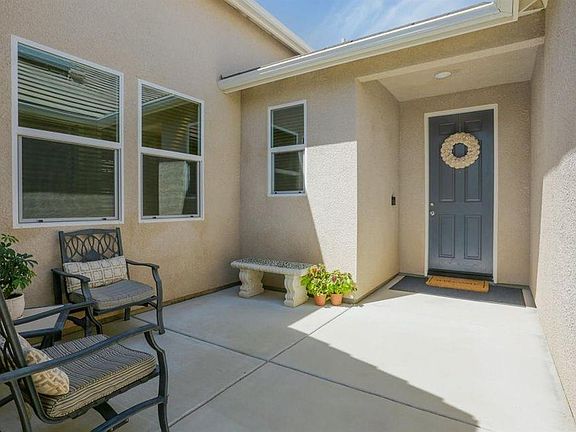 4th image of 2411 N Mendonca Ct