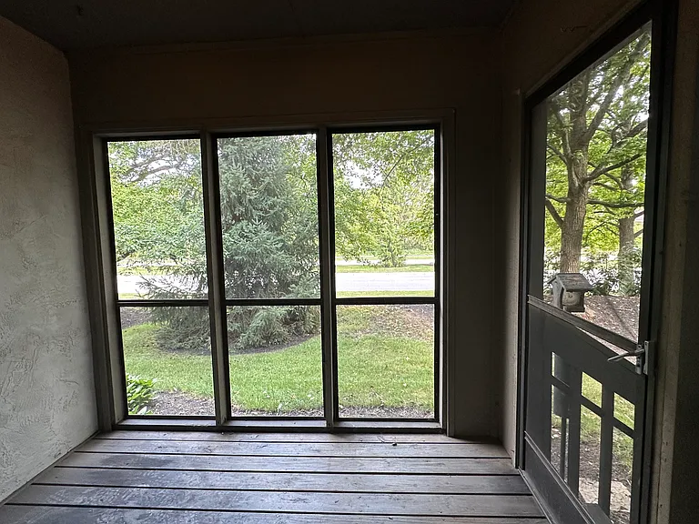 7043 Muirfield Dr — Photo 18