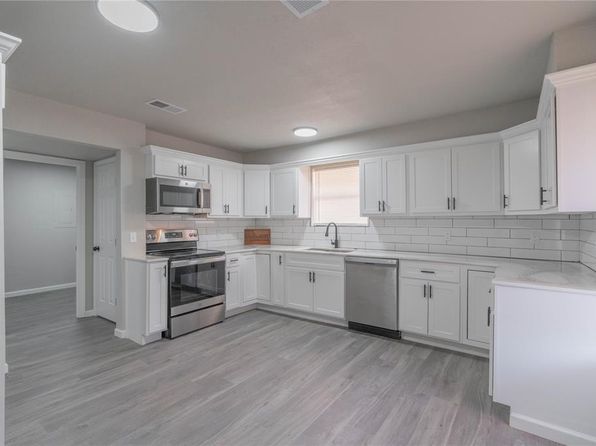 3820 Tranquill Ter, Guthrie, OK 73044