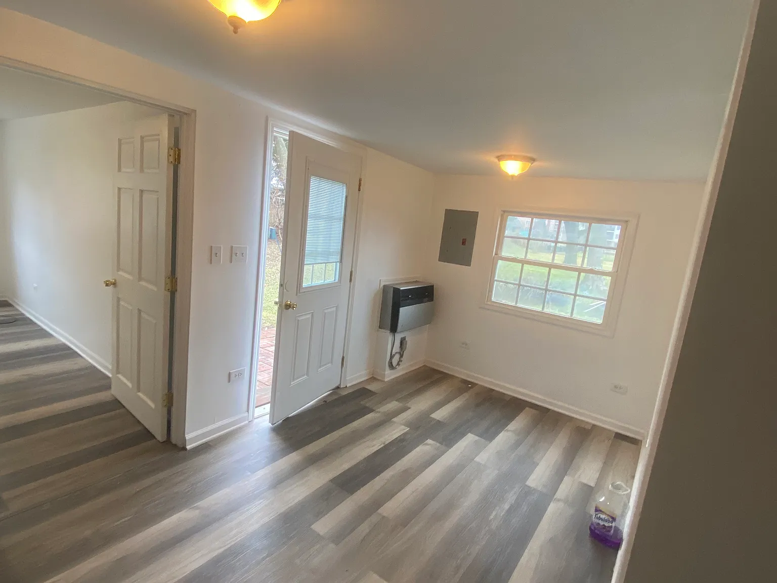 Studio, 1700 sqft, $1,500 — Photo 2