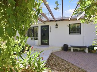 2826 Marlette St, Sarasota, FL 34231