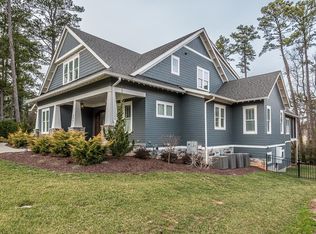 822 Manchester Dr, Raleigh, NC 27609