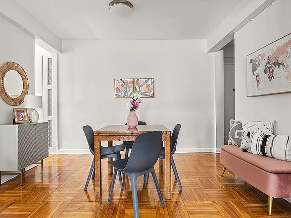 2nd image of 100 Remsen St APT 1F
