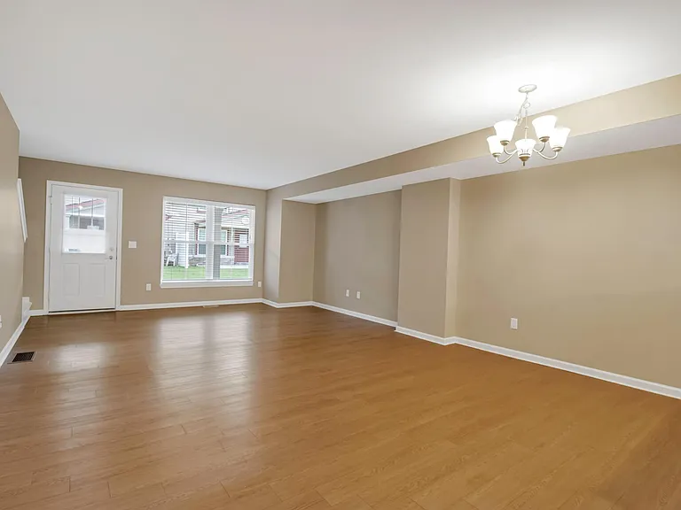 The Glen At Sheridan Meadows — Photo 32