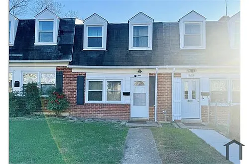 1603 Wentworth Ave Photo 1