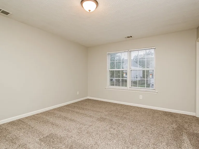 340 Meadows Ln — Photo 12