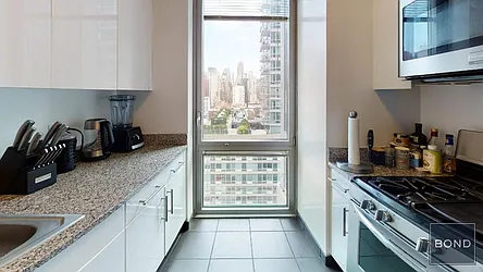 Rented by Bond New York