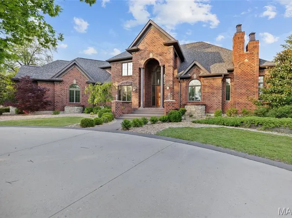 10711 Kennerly Rd, Saint Louis, MO 63128