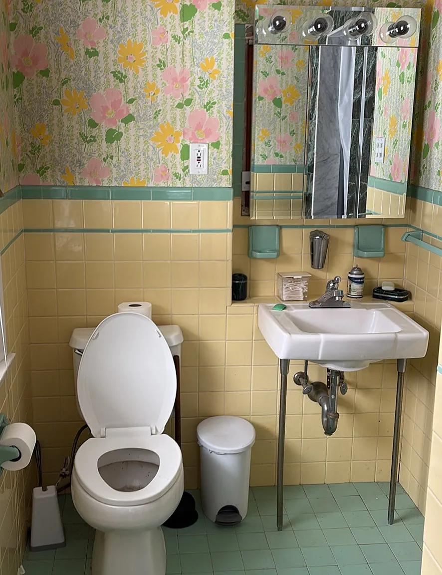 1 bed, 3300 sqft, $1,500 — Photo 1
