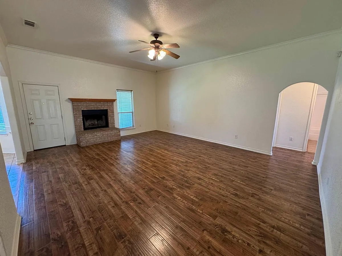 Building Photo - 206 Nolan Ridge Dr
