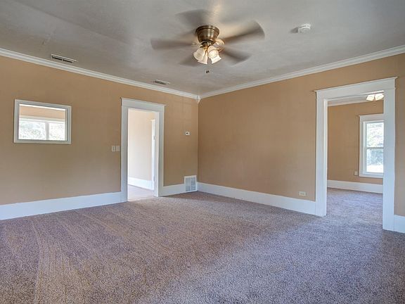 5th image of 1721 Avenue L