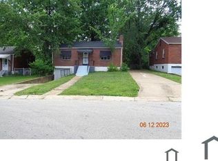 1911 Mora Ln, Saint Louis, MO 63136