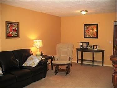 4th image of 118 Shakespeare Ln