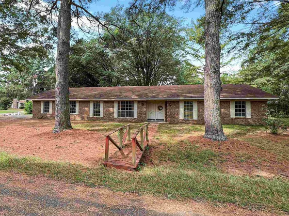 261 Chappelle St, Ashdown, AR 71822