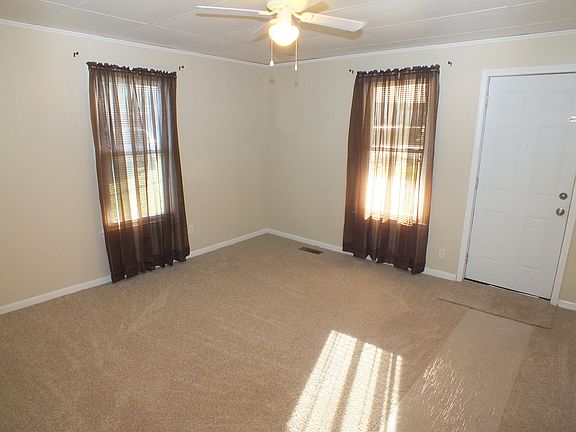 5th image of 1425 Brookside Ave