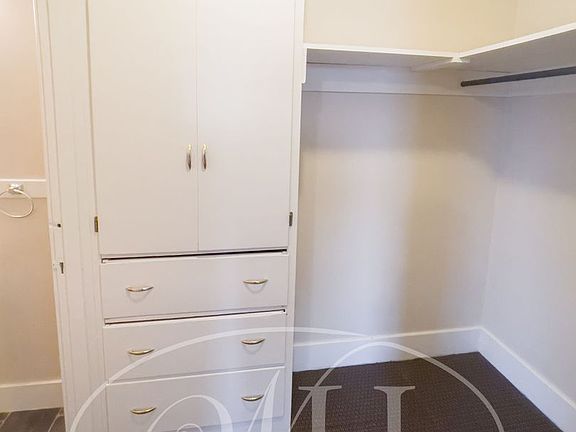 5th image of 329 S 3rd Ave APT 5
