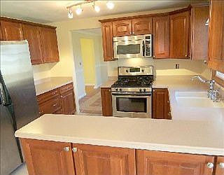 2nd image of 4987 Sandalwood Ln