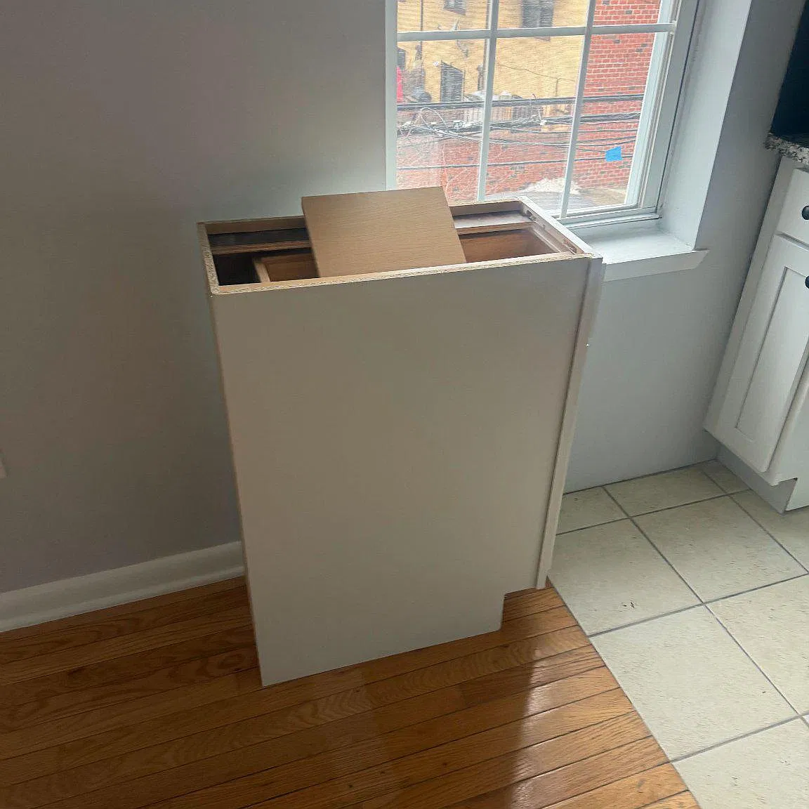 1 bed, 2445 sqft, $1,400 — Photo 4