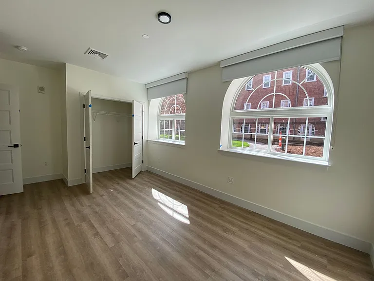 One Park Apartments — Photo 92