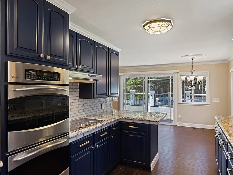 8 Shepherds Pl — Photo 4