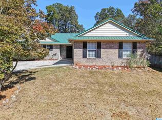 568 Southern Hills Dr, Calera, AL 35040