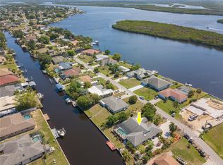 3557 Peace River Dr, Punta Gorda, FL 33983