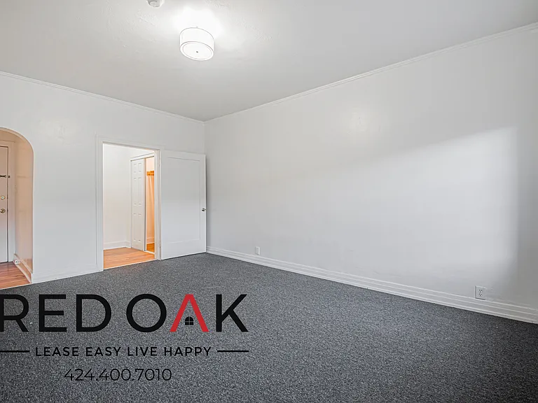 236 S Coronado St — Photo 6