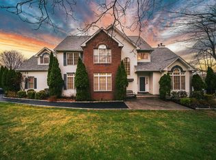 48 Duke Dr, Carmel, NY 10512